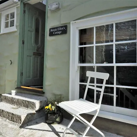 Holiday home Bessie Ellen's Fowey